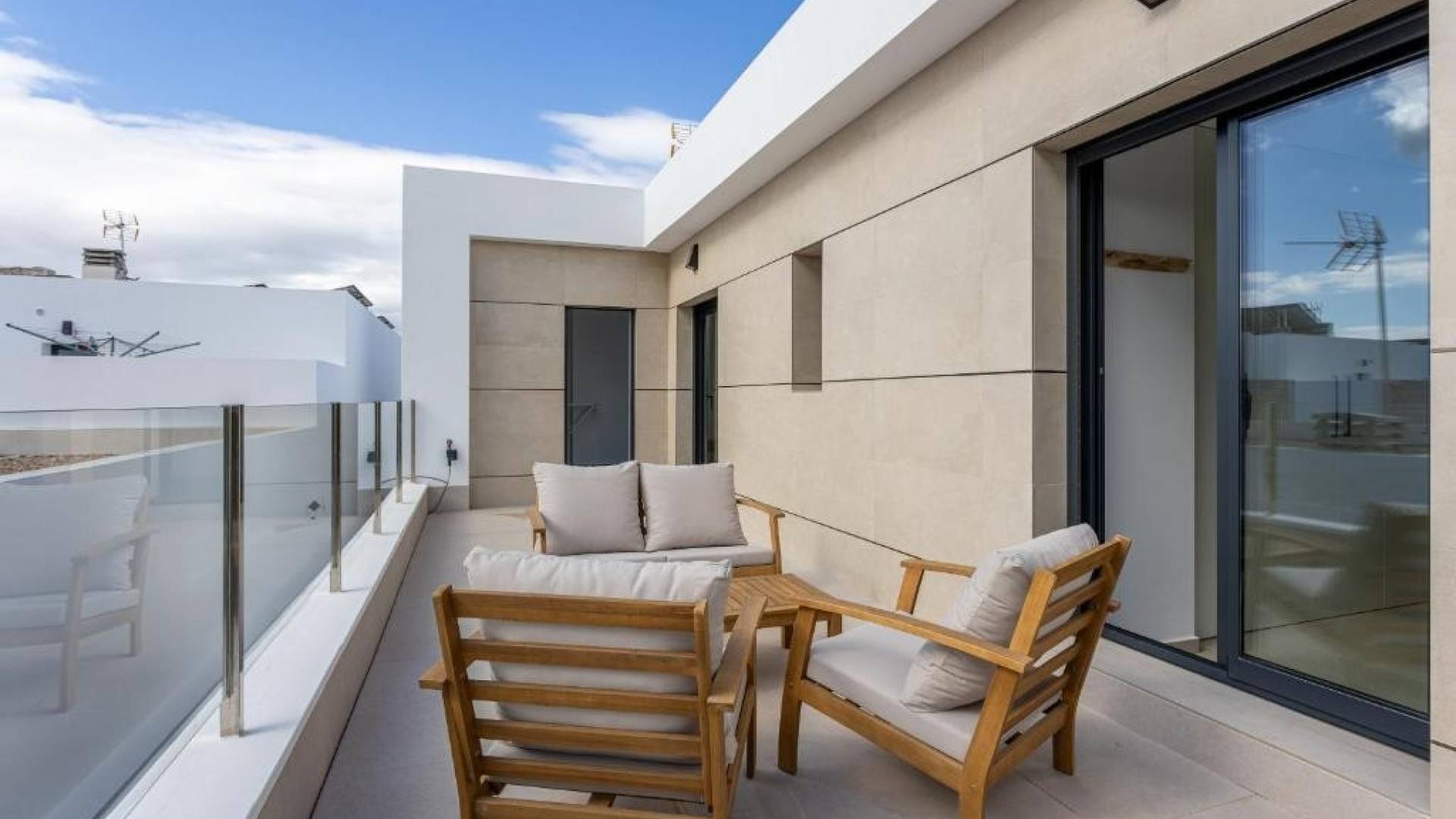 Second hand - Independent villa - Dolores