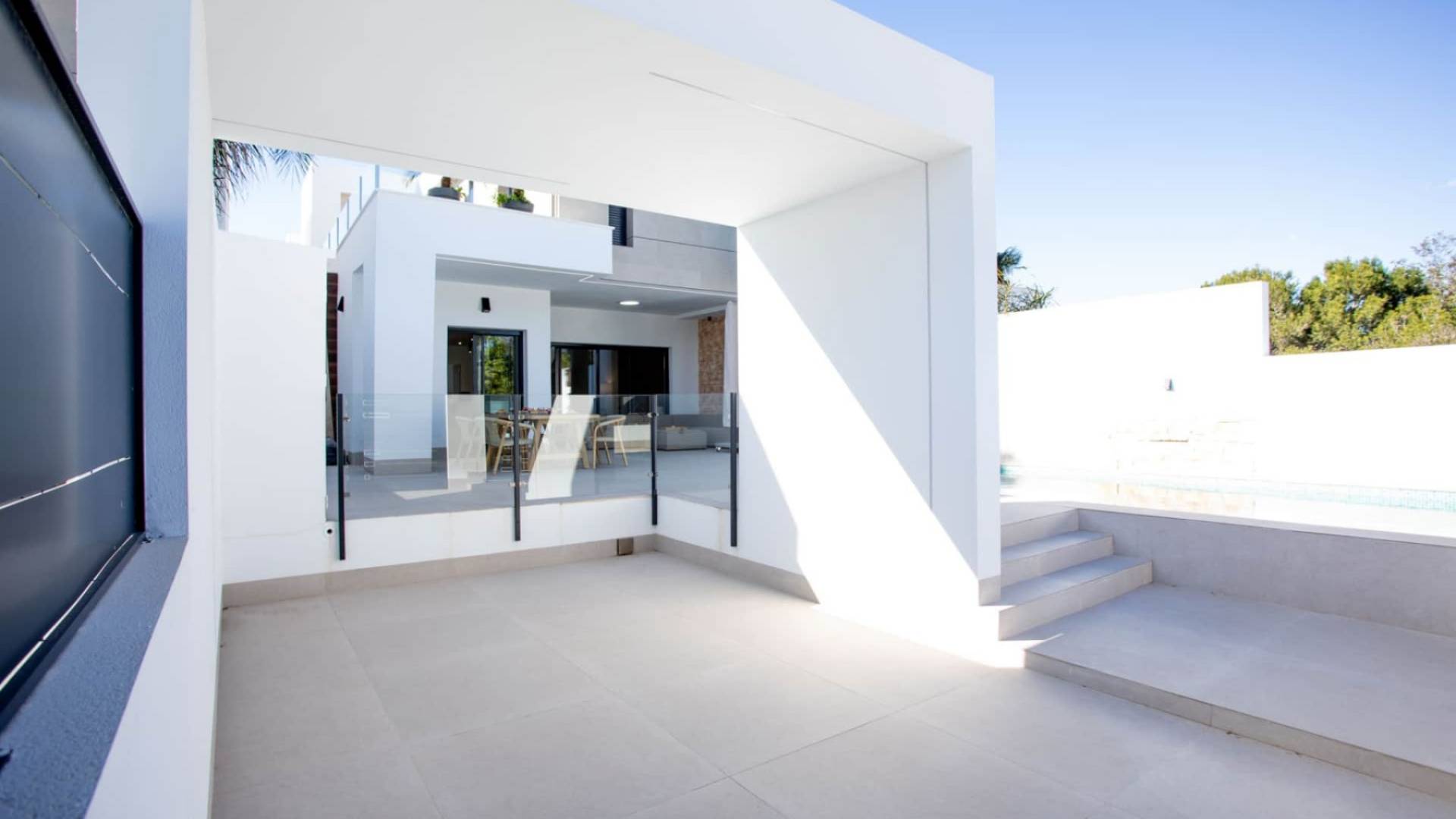 Second hand - Independent villa - Dolores