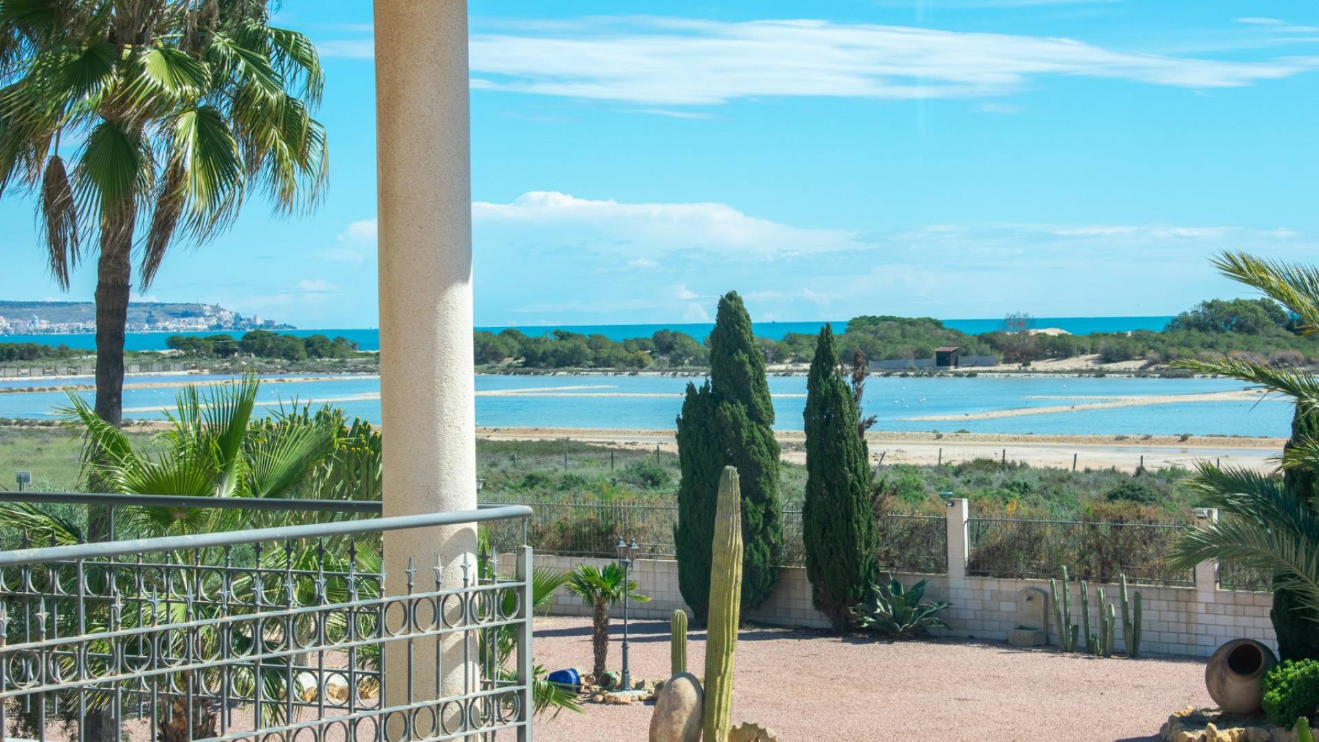 Second hand - Independent villa - Elche - LA MARINA