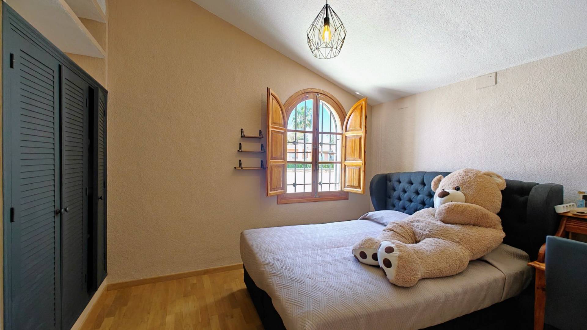 Second hand - Independent villa - Elche