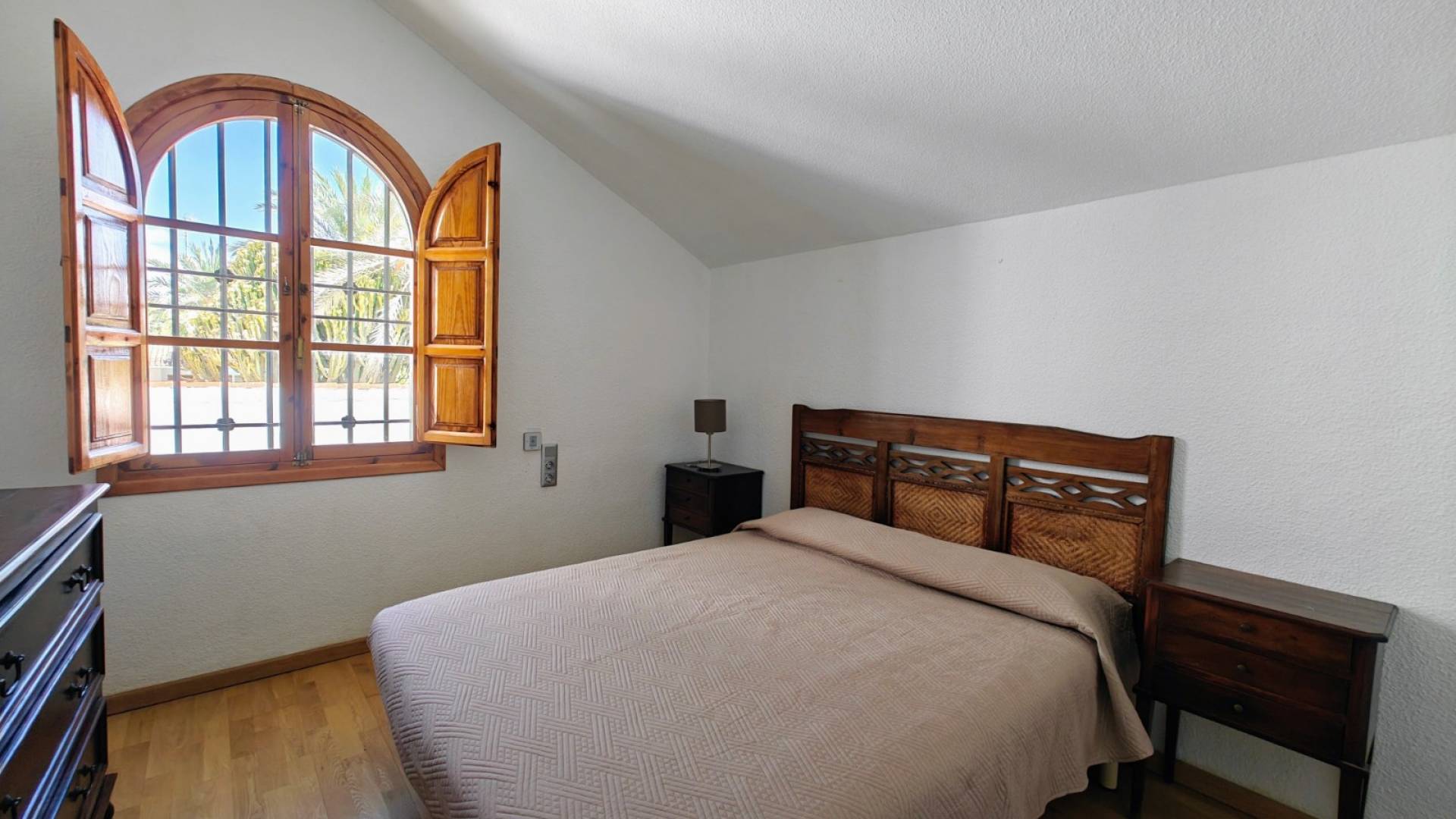 Second hand - Independent villa - Elche