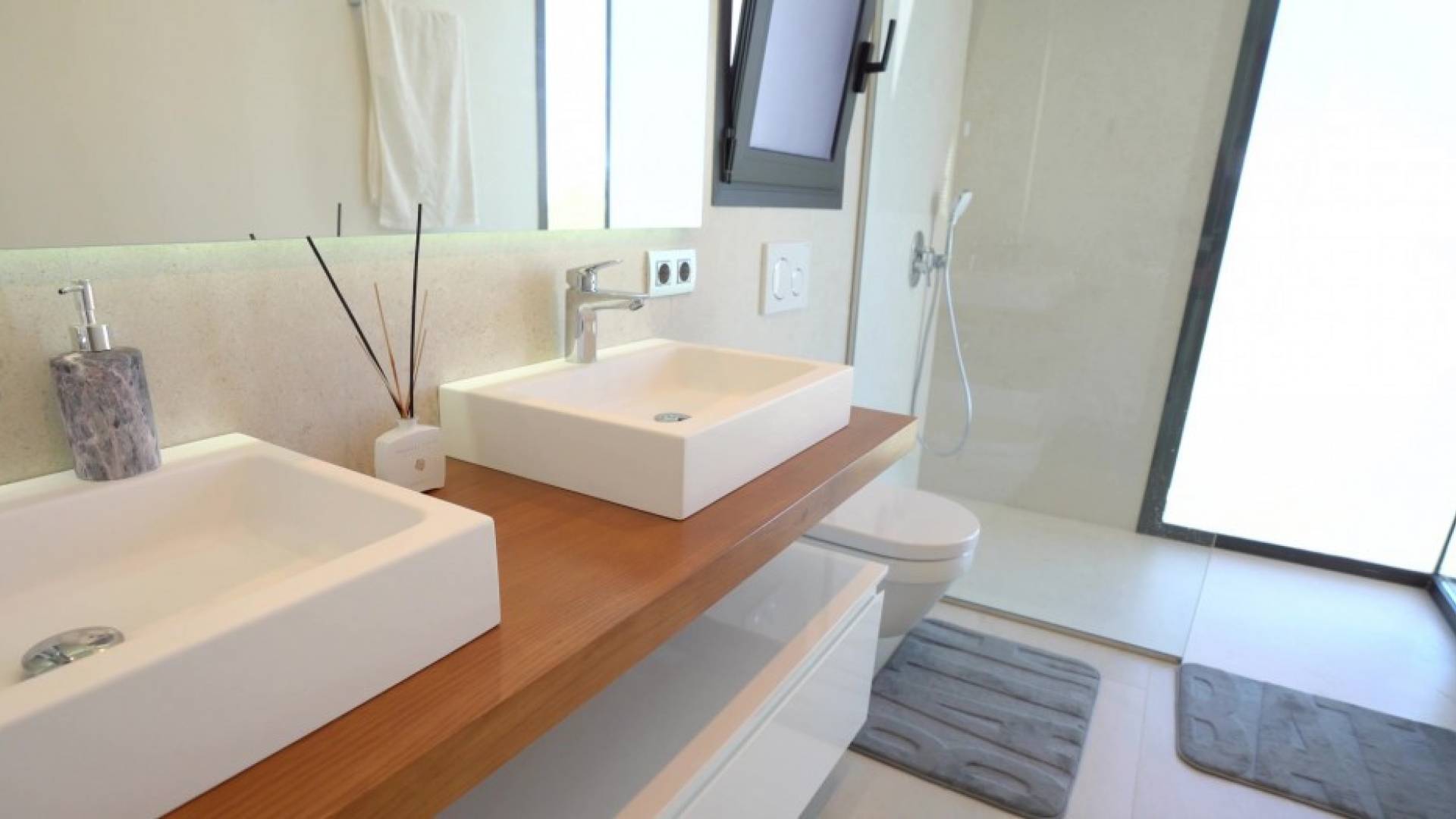 Second hand - Independent villa - Finestrat - Golf Bahía