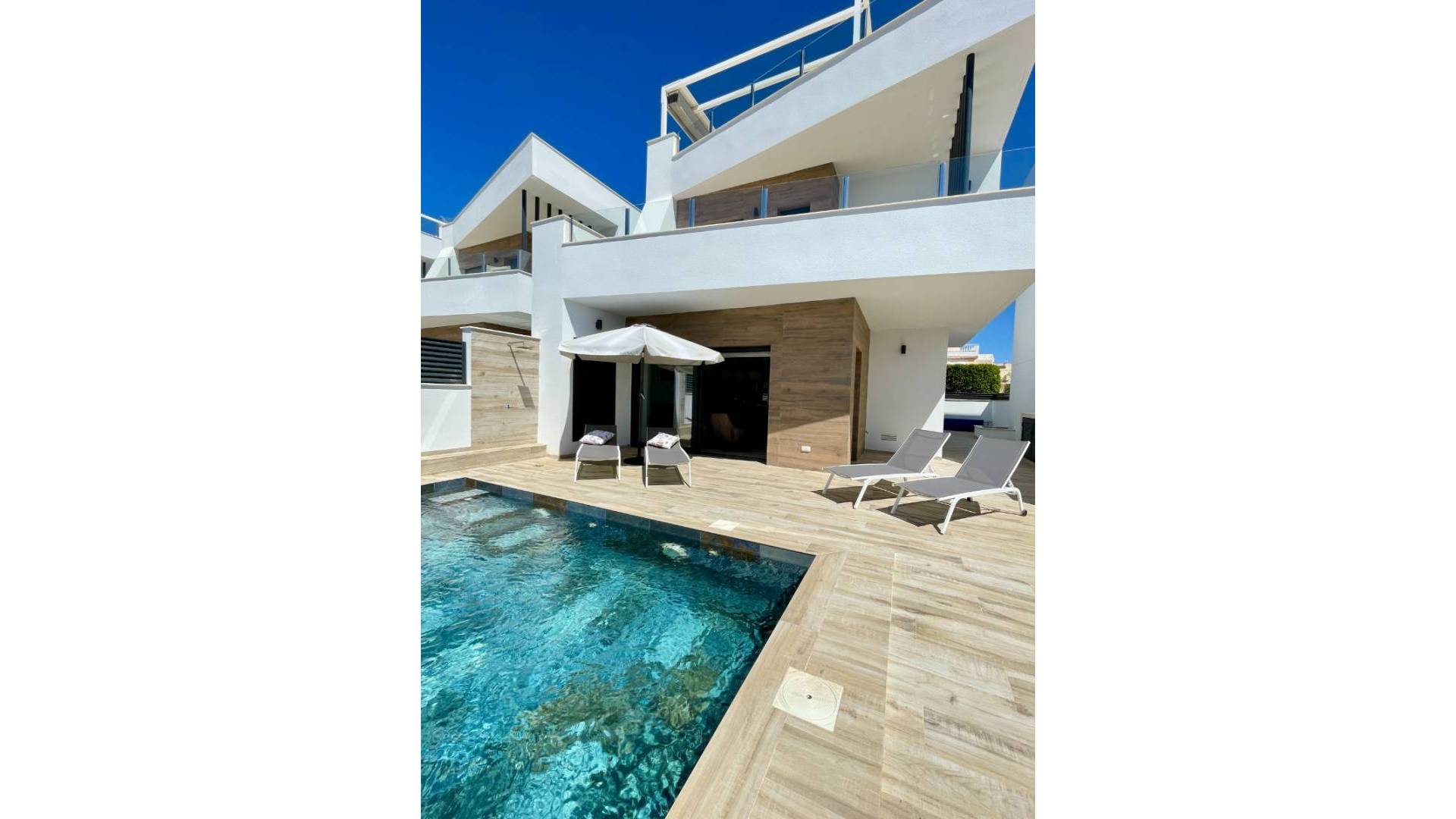Second hand - Independent villa - Guardamar del Segura - El Moncayo