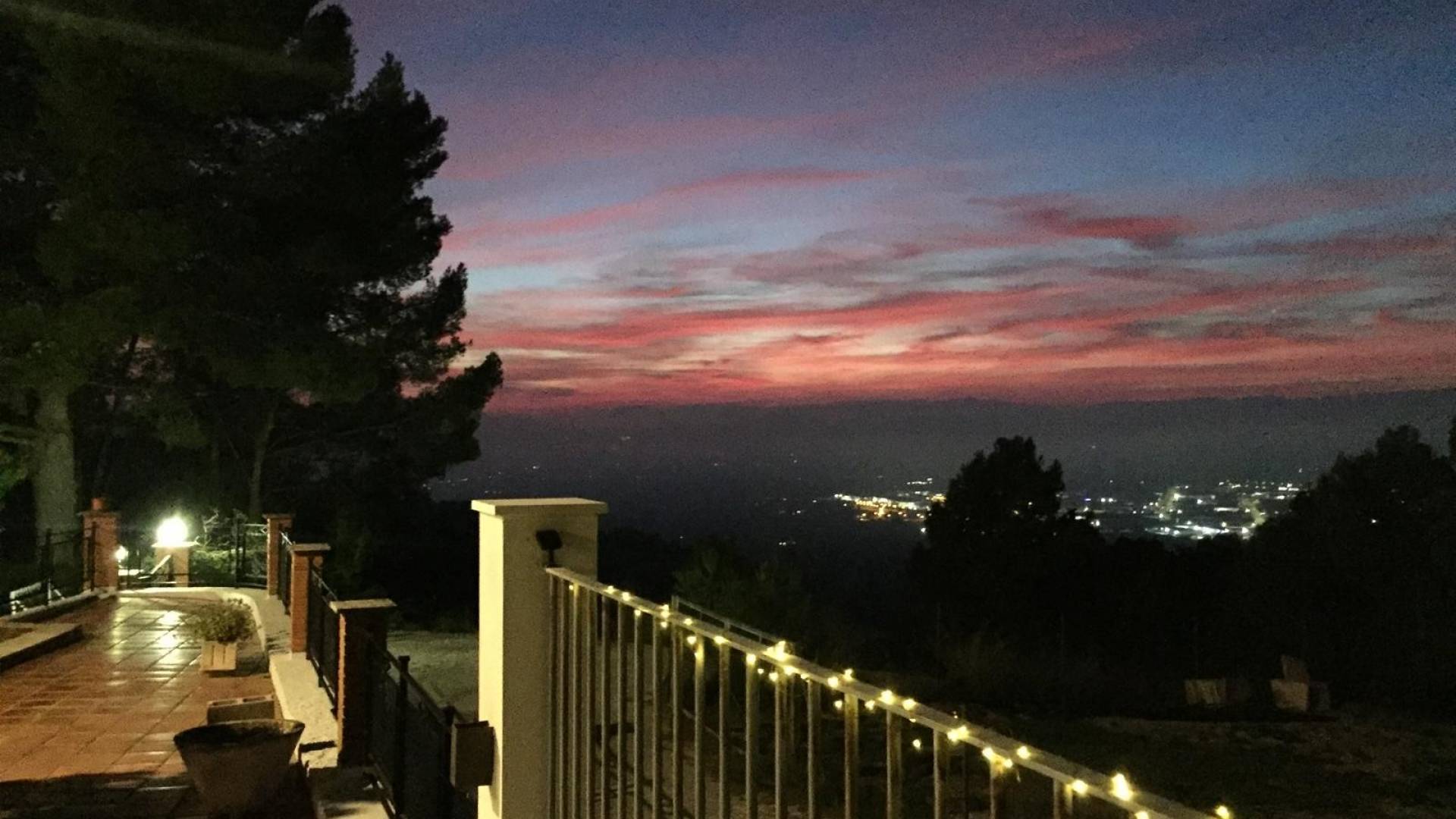 Second hand - Independent villa - Ibi