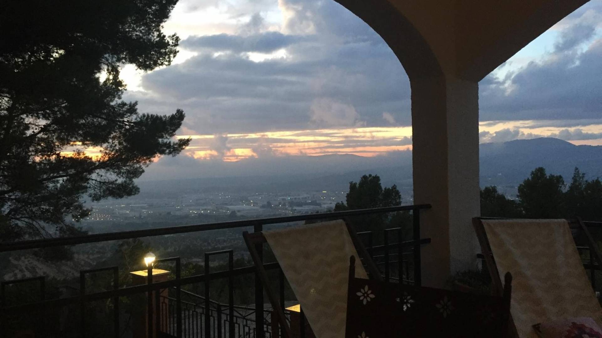 Second hand - Independent villa - Ibi