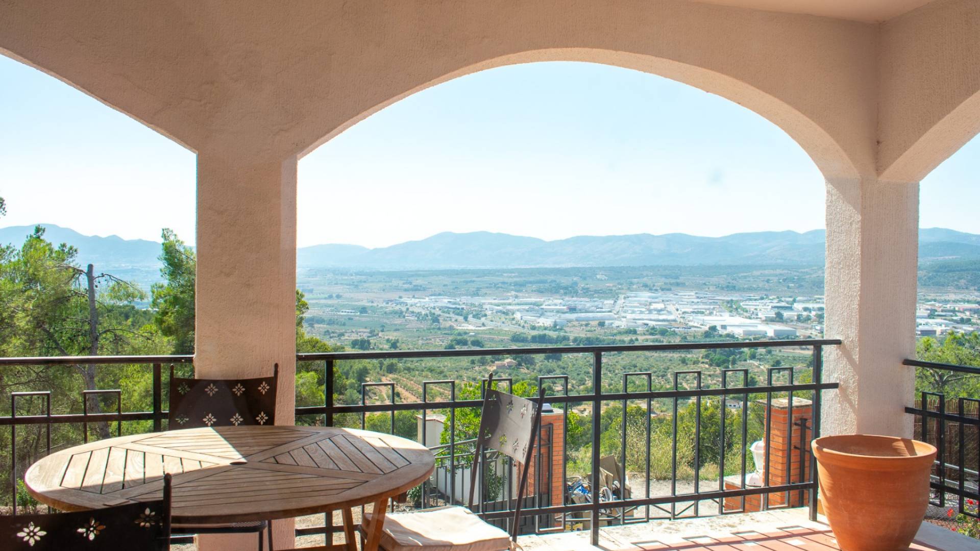 Second hand - Independent villa - Ibi