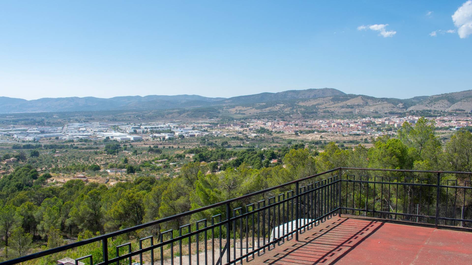 Second hand - Independent villa - Ibi