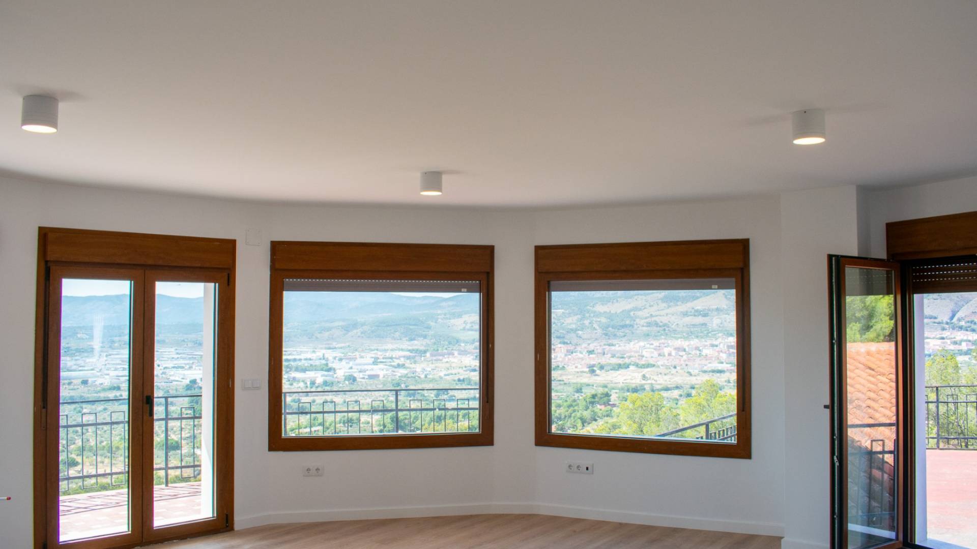 Second hand - Independent villa - Ibi