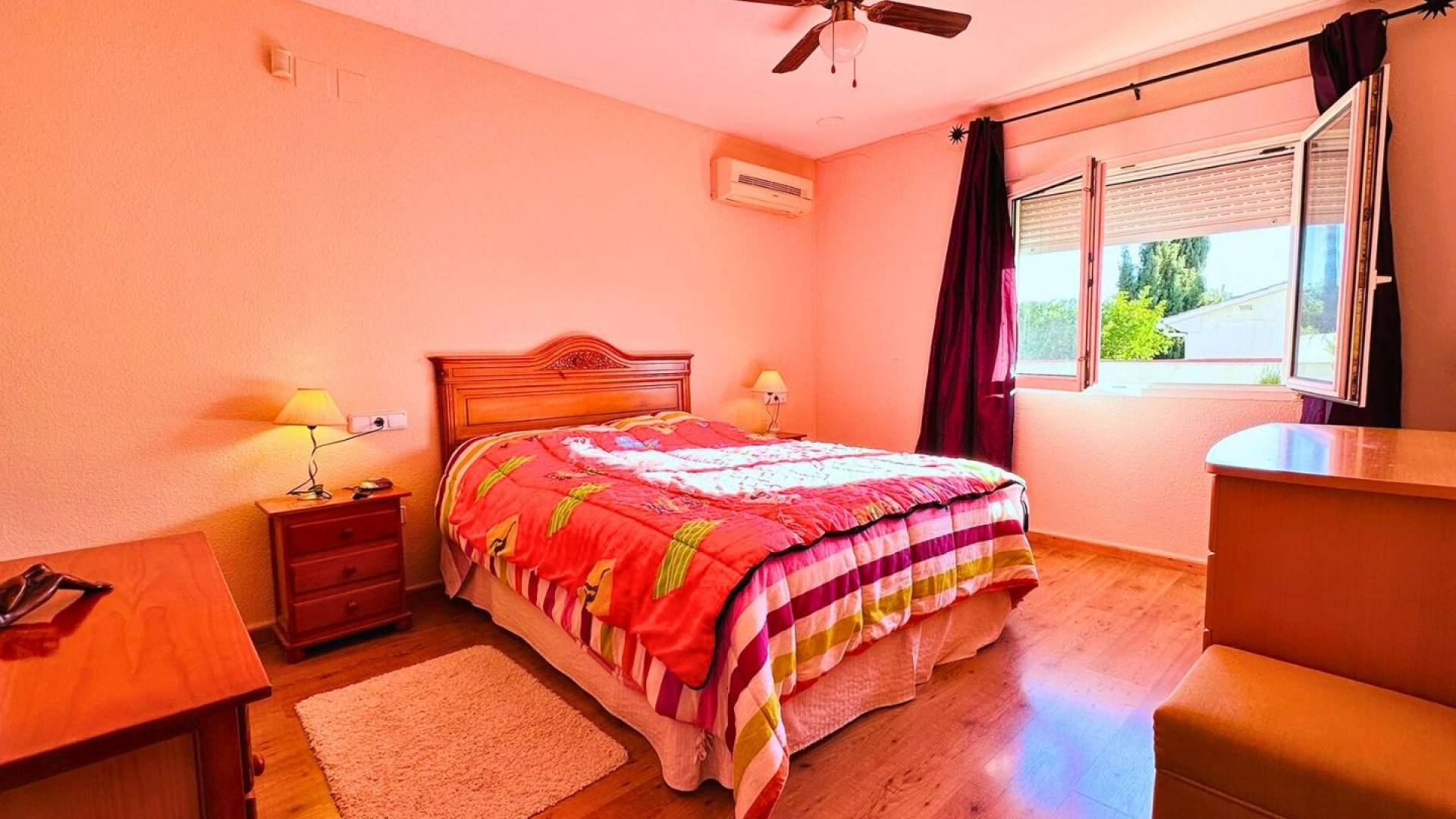 Second hand - Independent villa - La Nucía - La Nucia Pueblo