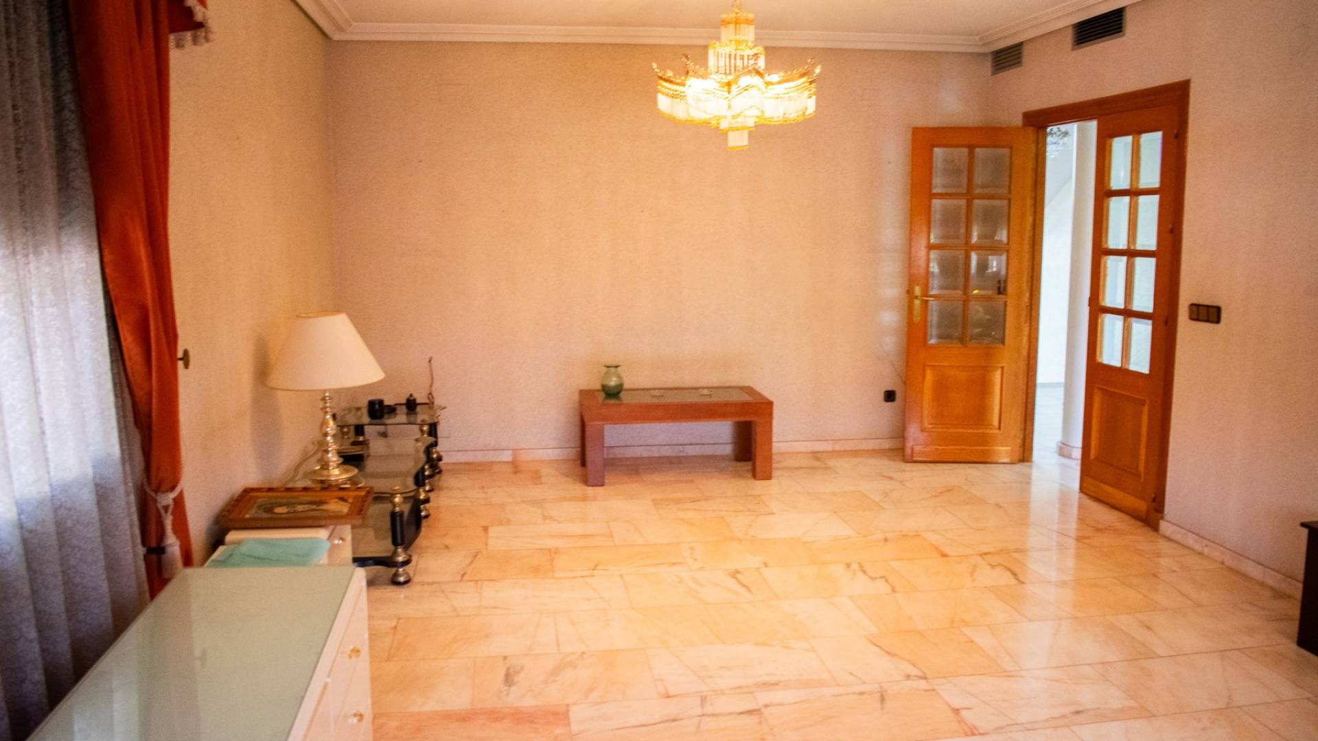 Second hand - Independent villa - Llano de brujas