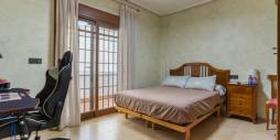 Second hand - Independent villa - Los Montesinos - La Herrada