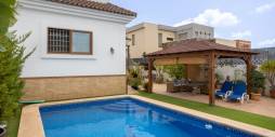 Second hand - Independent villa - Los Montesinos - La Herrada