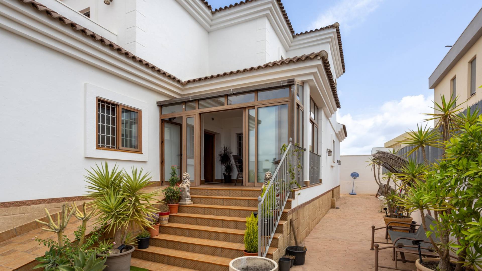 Second hand - Independent villa - Los Montesinos - La Herrada