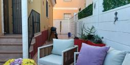 Second hand - Independent villa - Los Montesinos - La Herrada