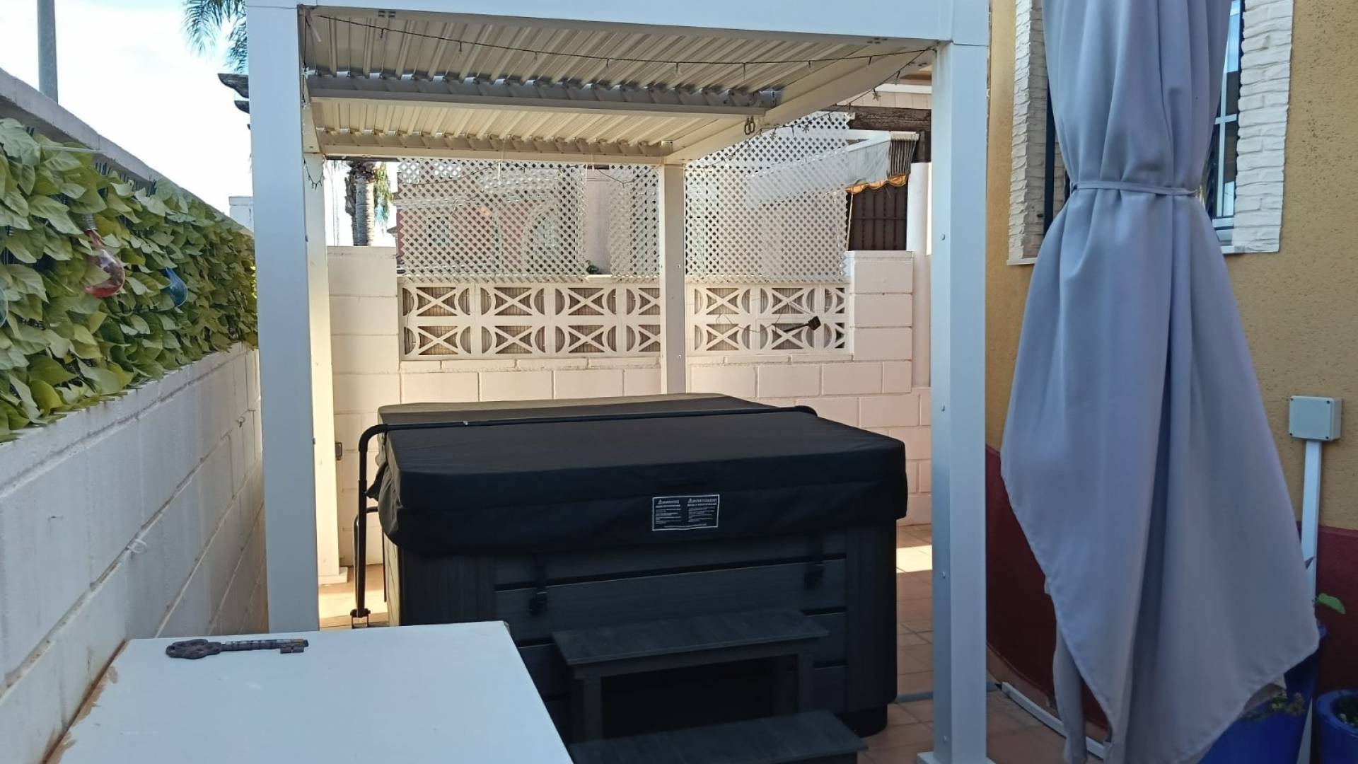 Second hand - Independent villa - Los Montesinos - La Herrada