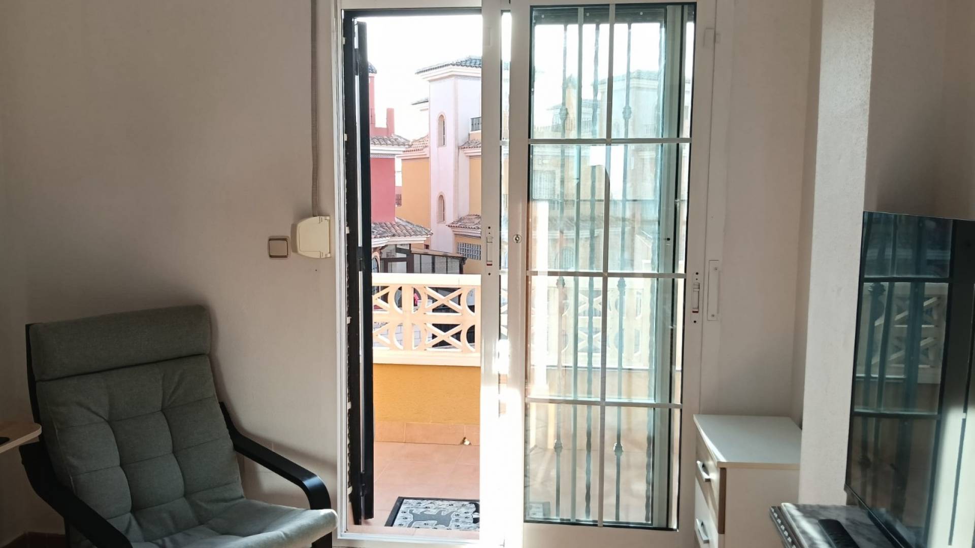 Second hand - Independent villa - Los Montesinos - La Herrada