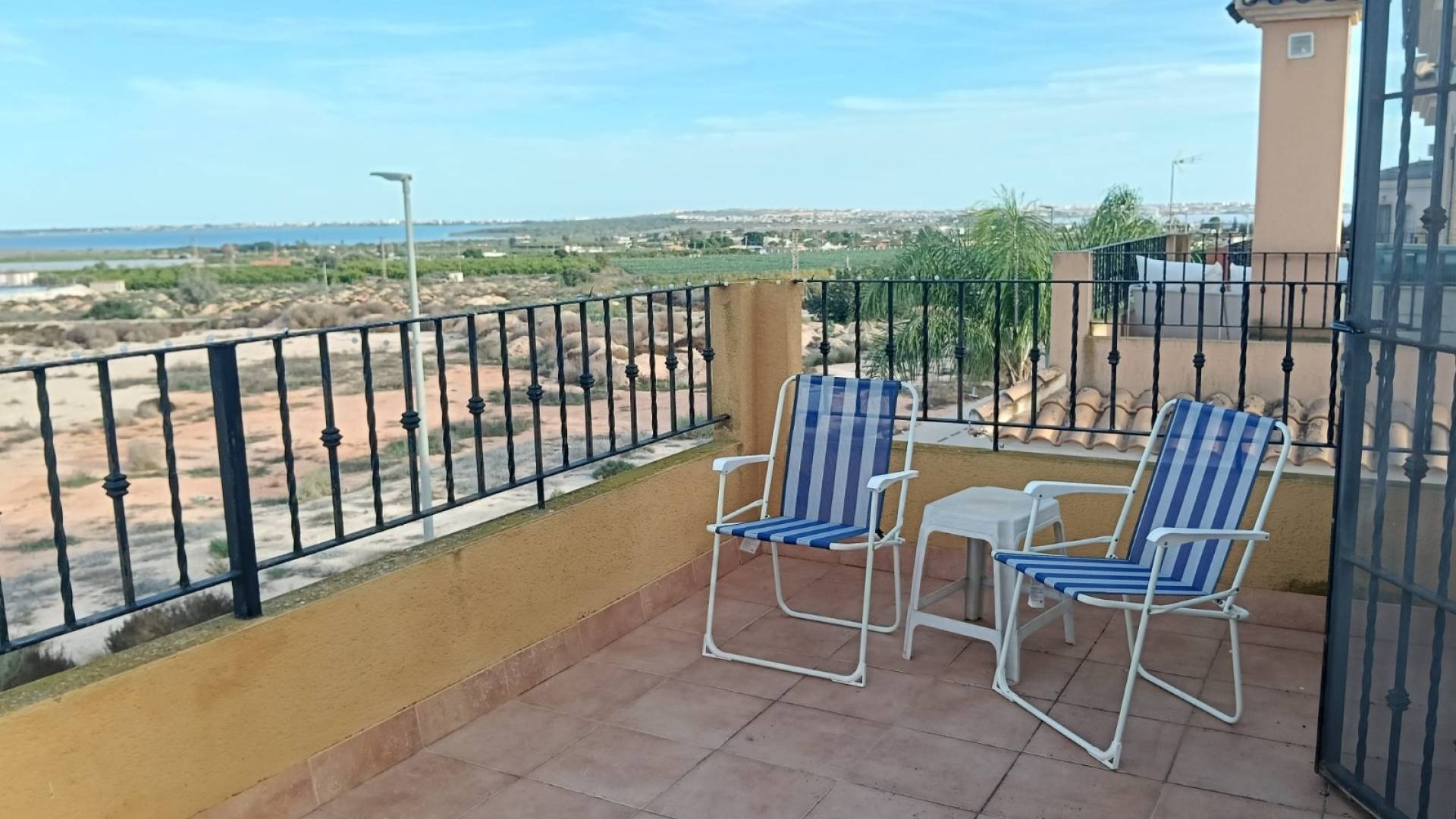 Second hand - Independent villa - Los Montesinos - La Herrada