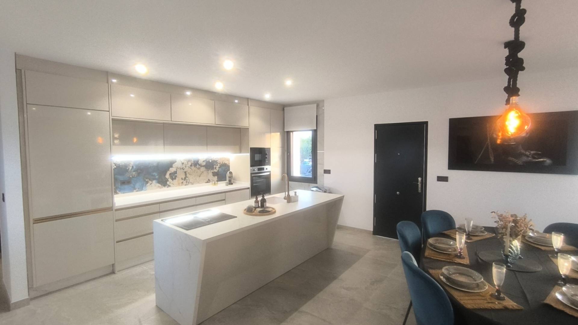 Second hand - Independent villa - Los Montesinos - La Herrada