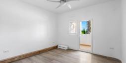 Second hand - Independent villa - Los Montesinos - La Herrada
