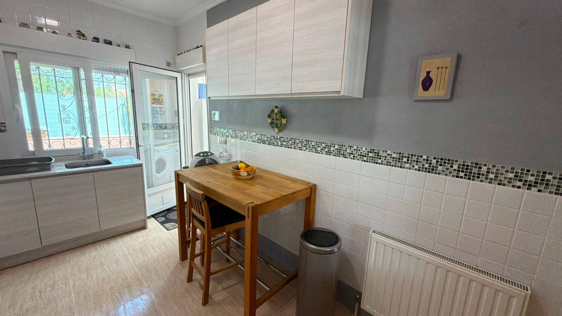 Second hand - Independent villa - Los Montesinos - La Herrada