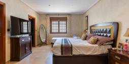 Second hand - Independent villa - Los Montesinos