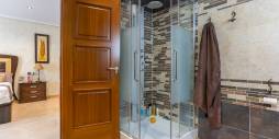 Second hand - Independent villa - Los Montesinos