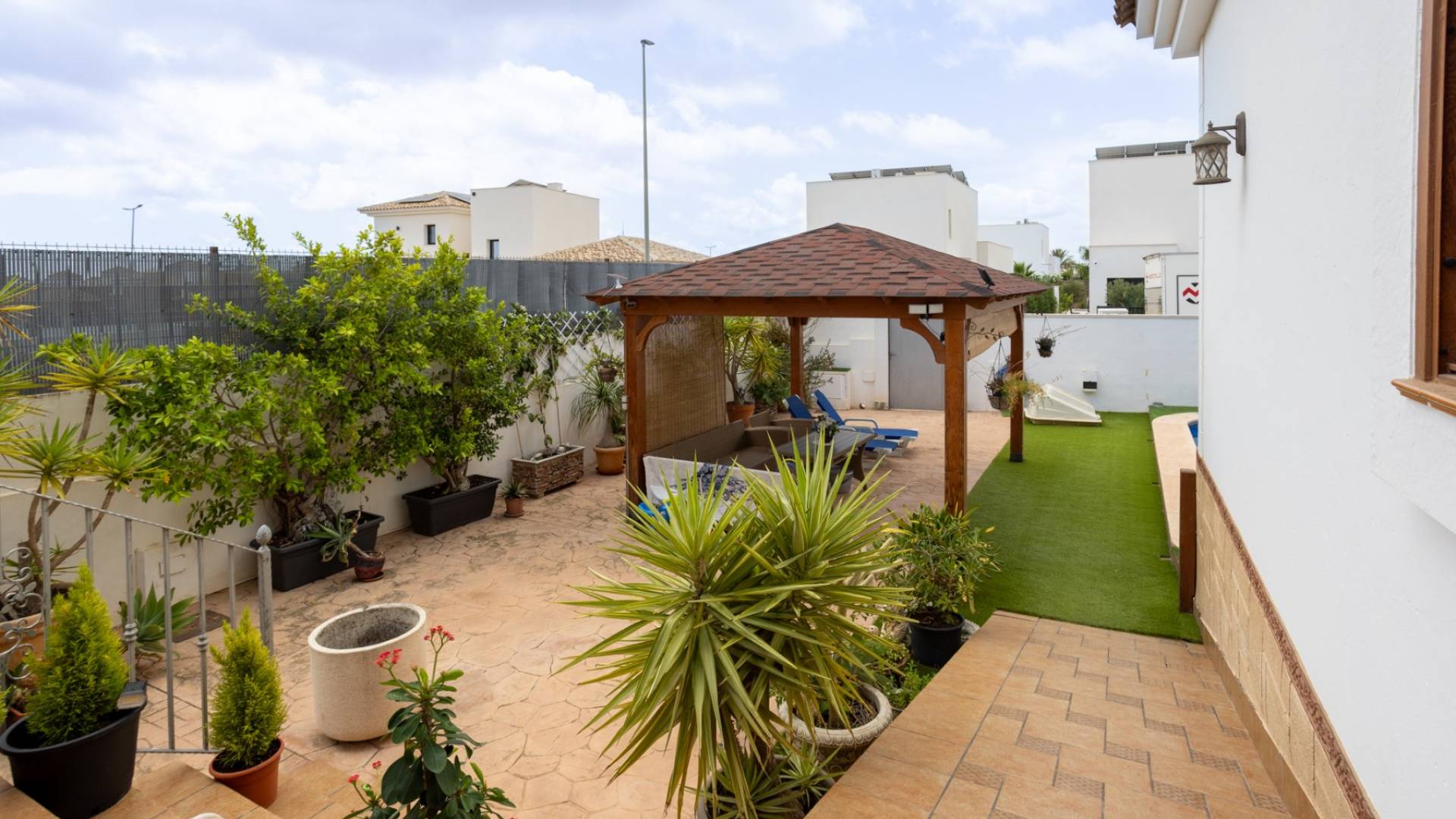 Second hand - Independent villa - Los Montesinos