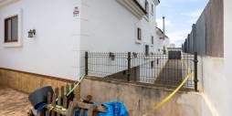Second hand - Independent villa - Los Montesinos