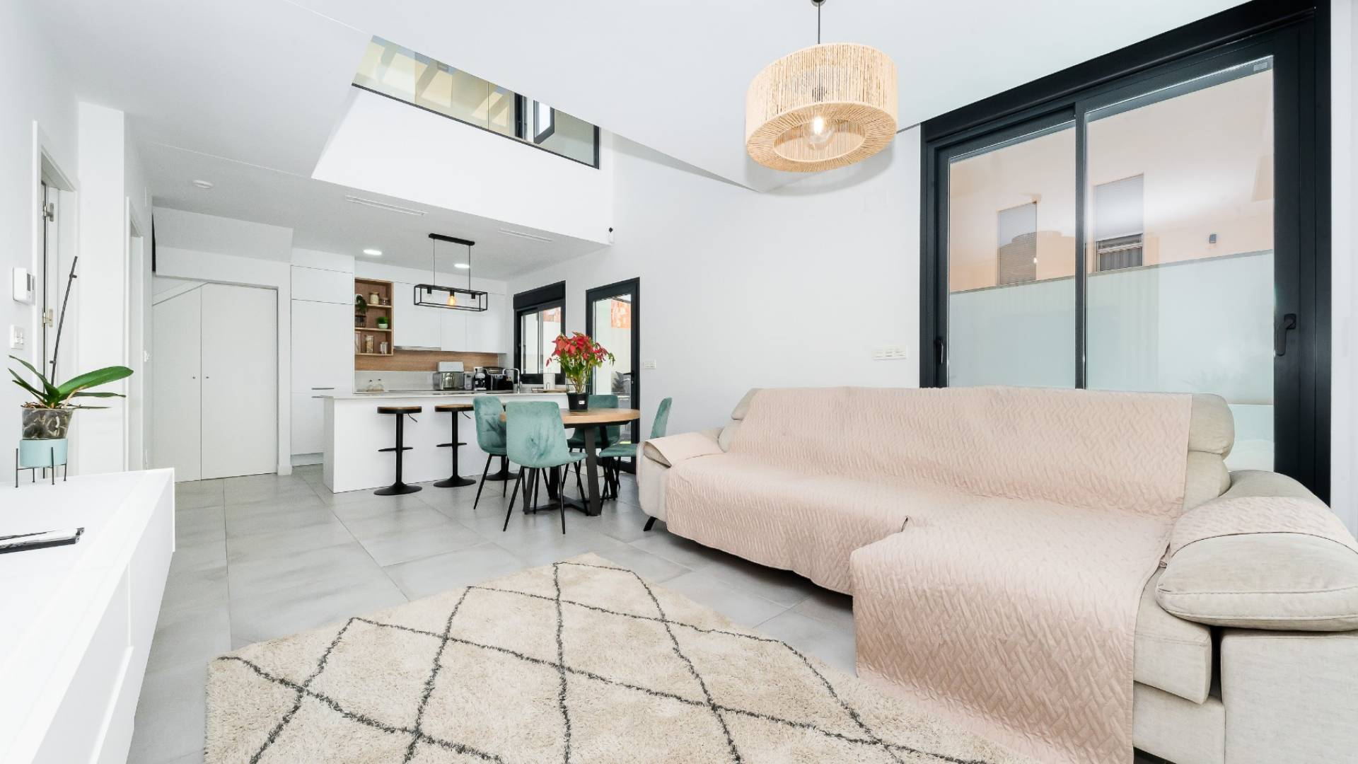 Second hand - Independent villa - Los Montesinos