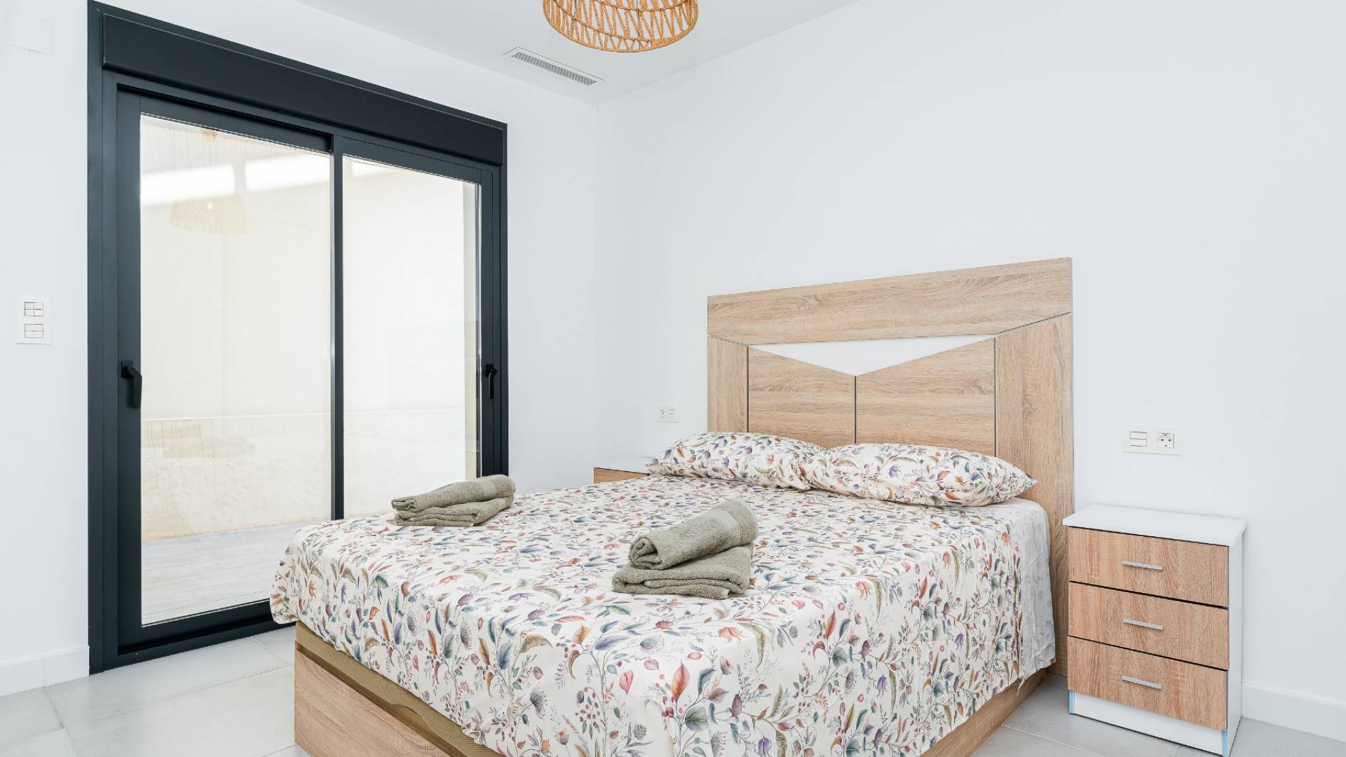 Second hand - Independent villa - Los Montesinos