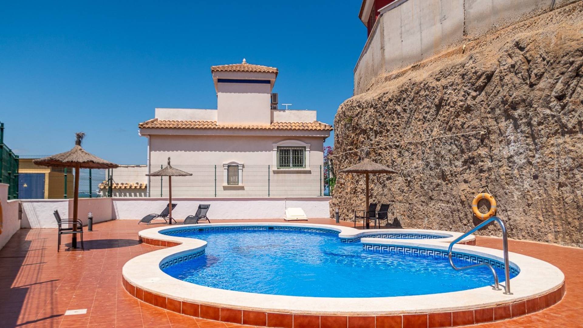 Second hand - Independent villa - LOS URRUTIAS - Costa Calida