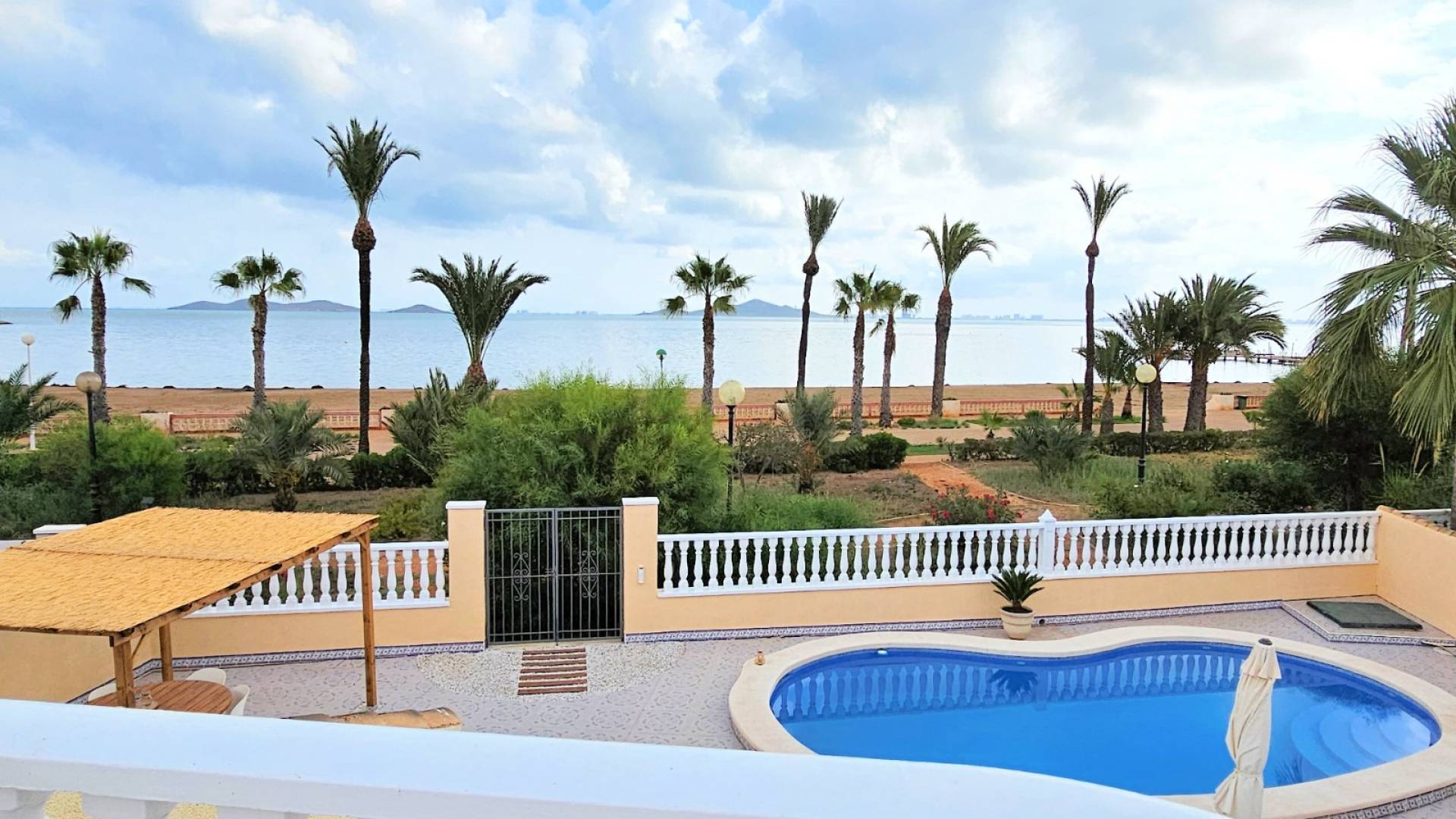 Second hand - Independent villa - Los Urrutias - Estrella De Mar