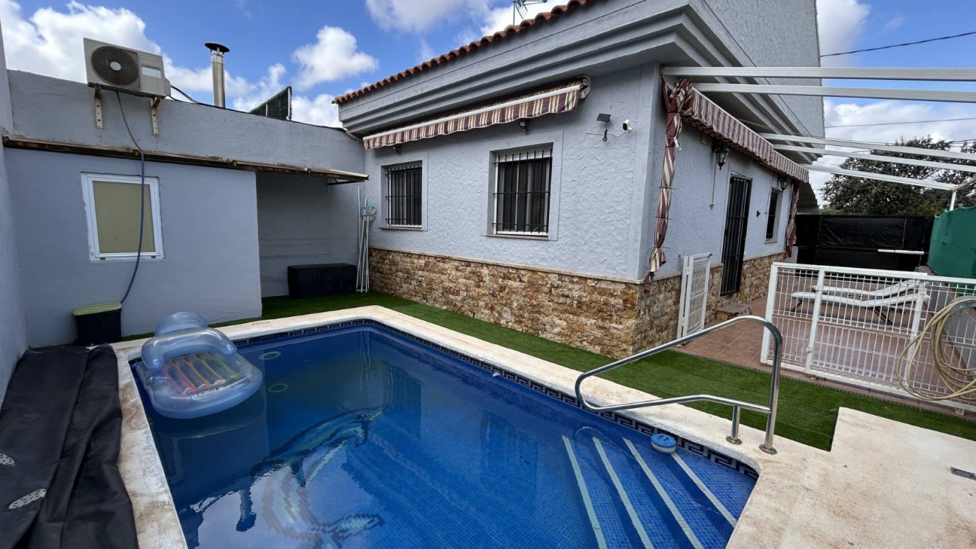Second hand - Independent villa - Los Urrutias