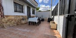 Second hand - Independent villa - Los Urrutias