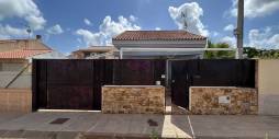 Second hand - Independent villa - Los Urrutias