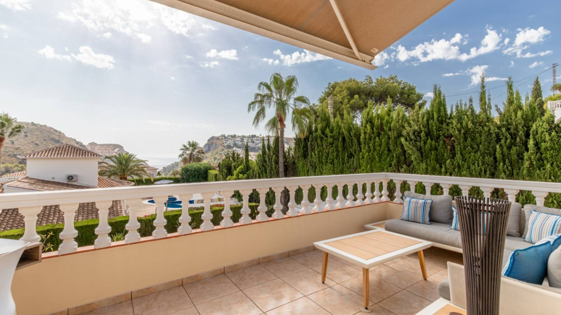 Second hand - Independent villa - Moraira - Arnella