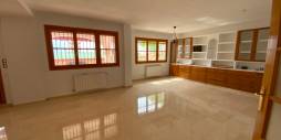 Second hand - Independent villa - Muchamiel