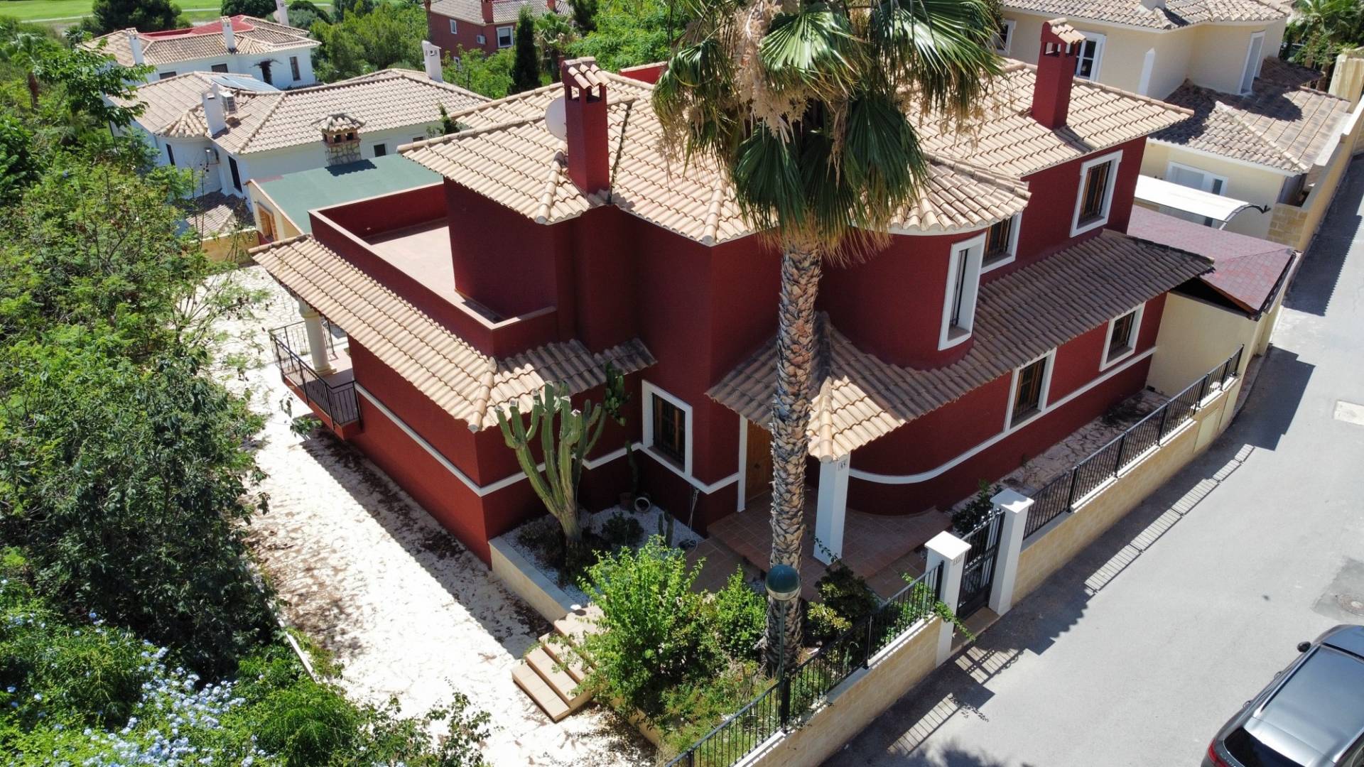 Second hand - Independent villa - Muchamiel