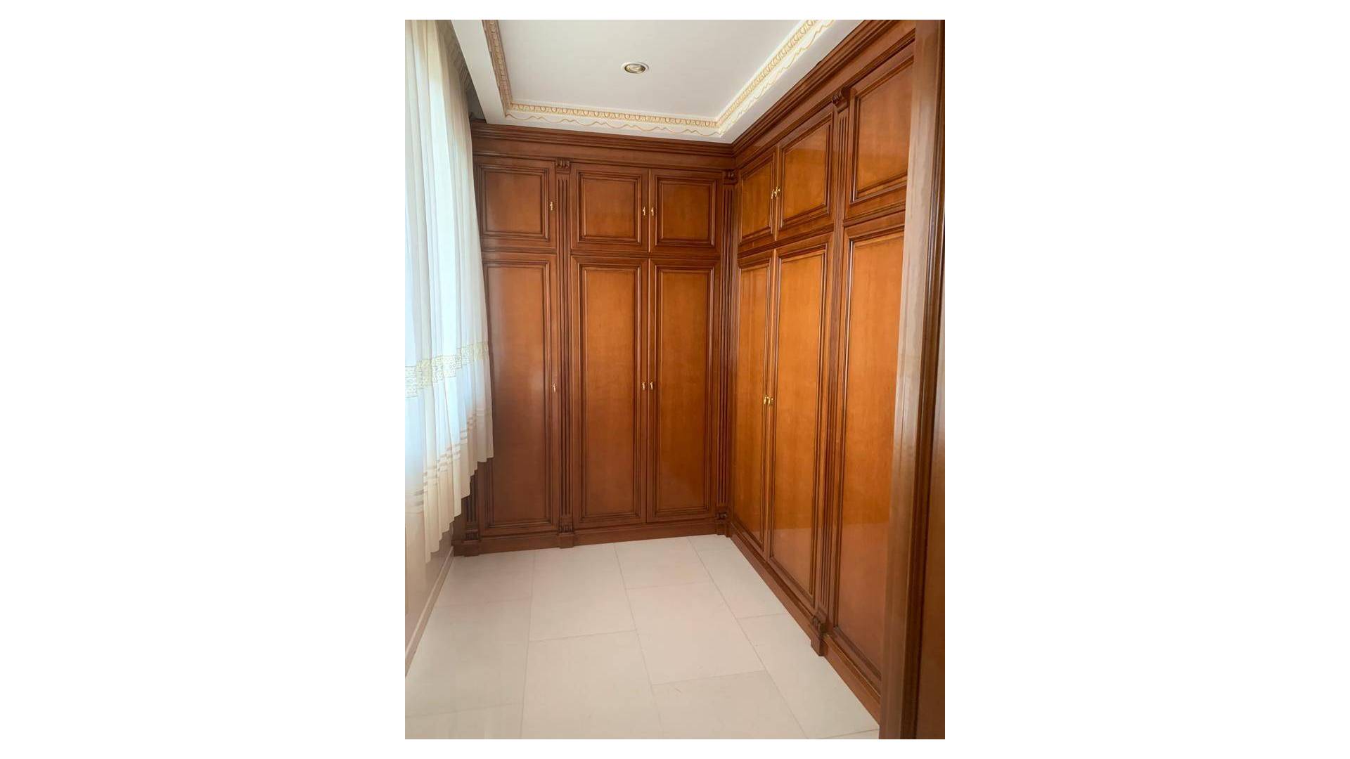 Second hand - Independent villa - Novelda