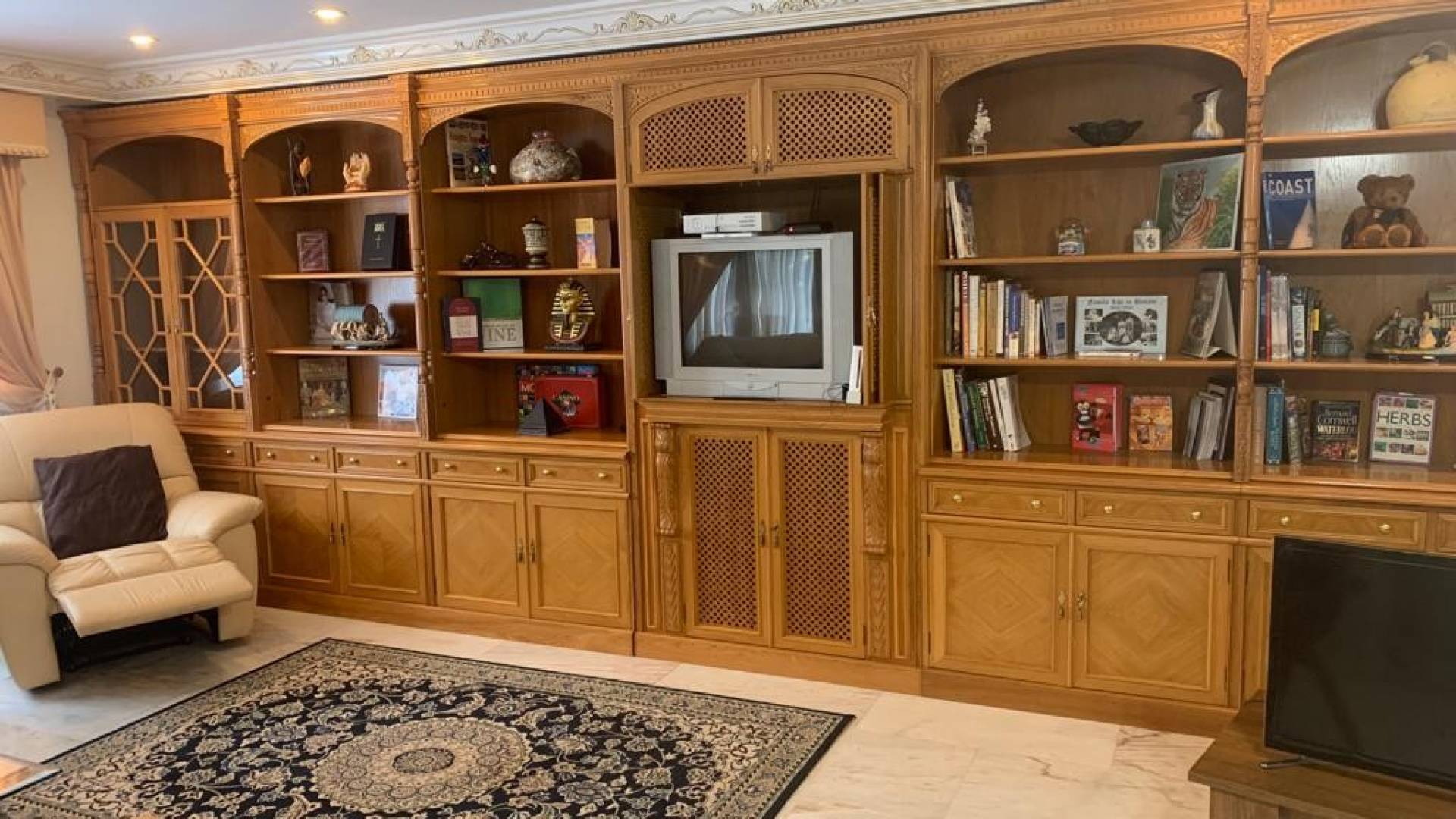 Second hand - Independent villa - Novelda