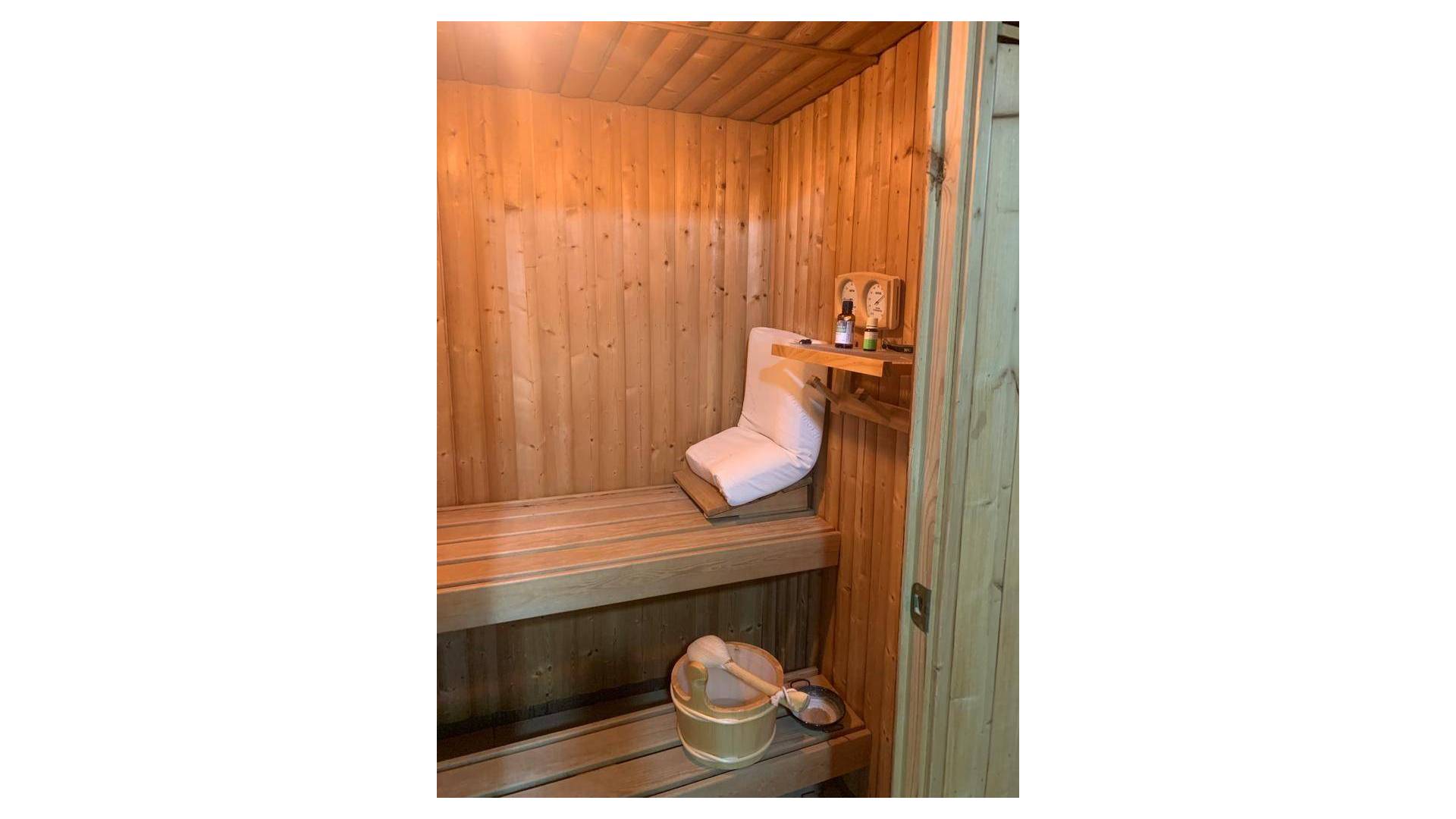 Second hand - Independent villa - Novelda