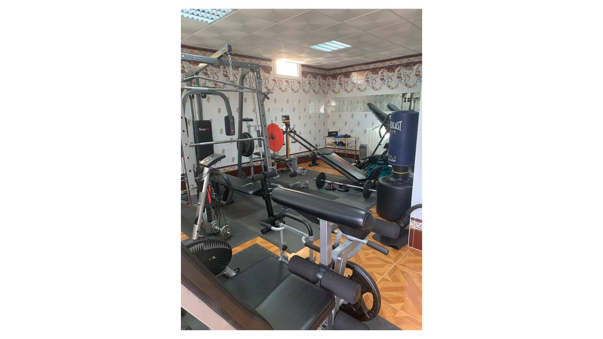 Second hand - Independent villa - Novelda