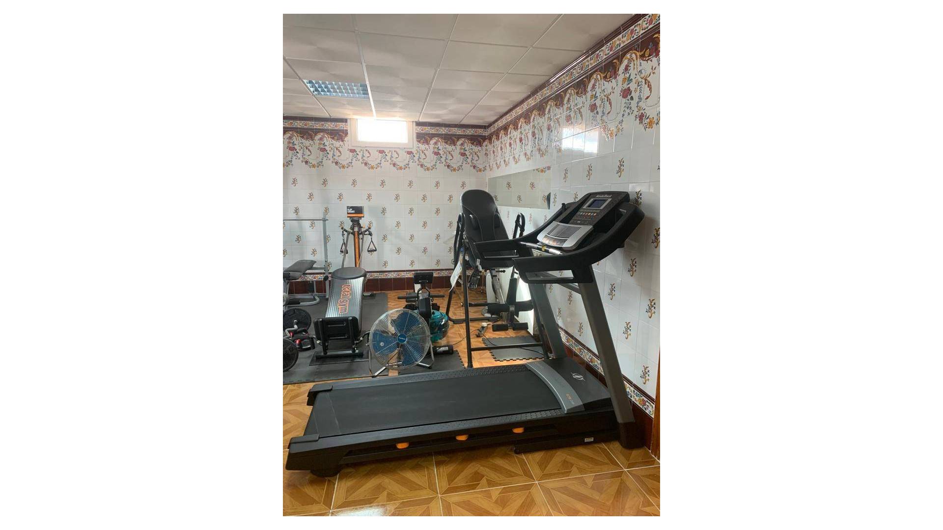 Second hand - Independent villa - Novelda