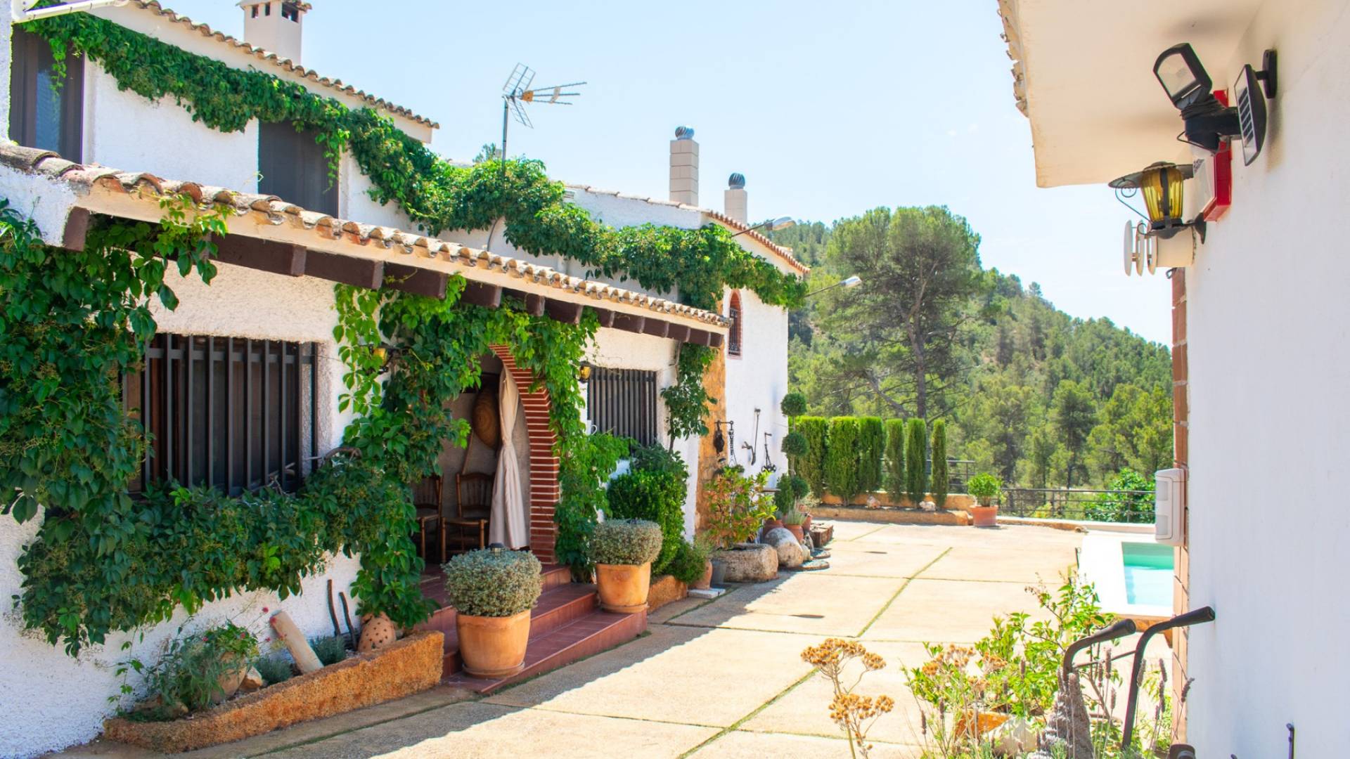 Second hand - Independent villa - Onil