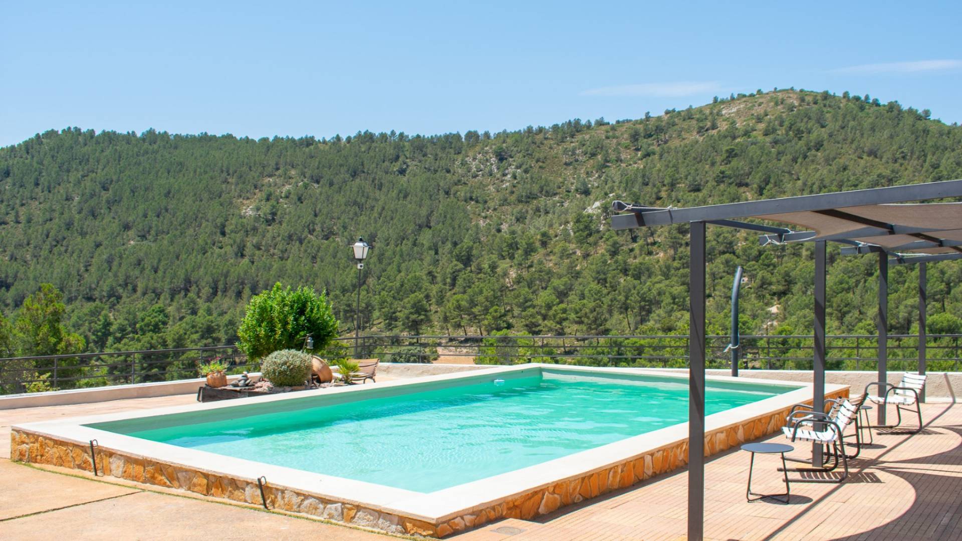 Second hand - Independent villa - Onil