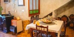 Second hand - Independent villa - Onil