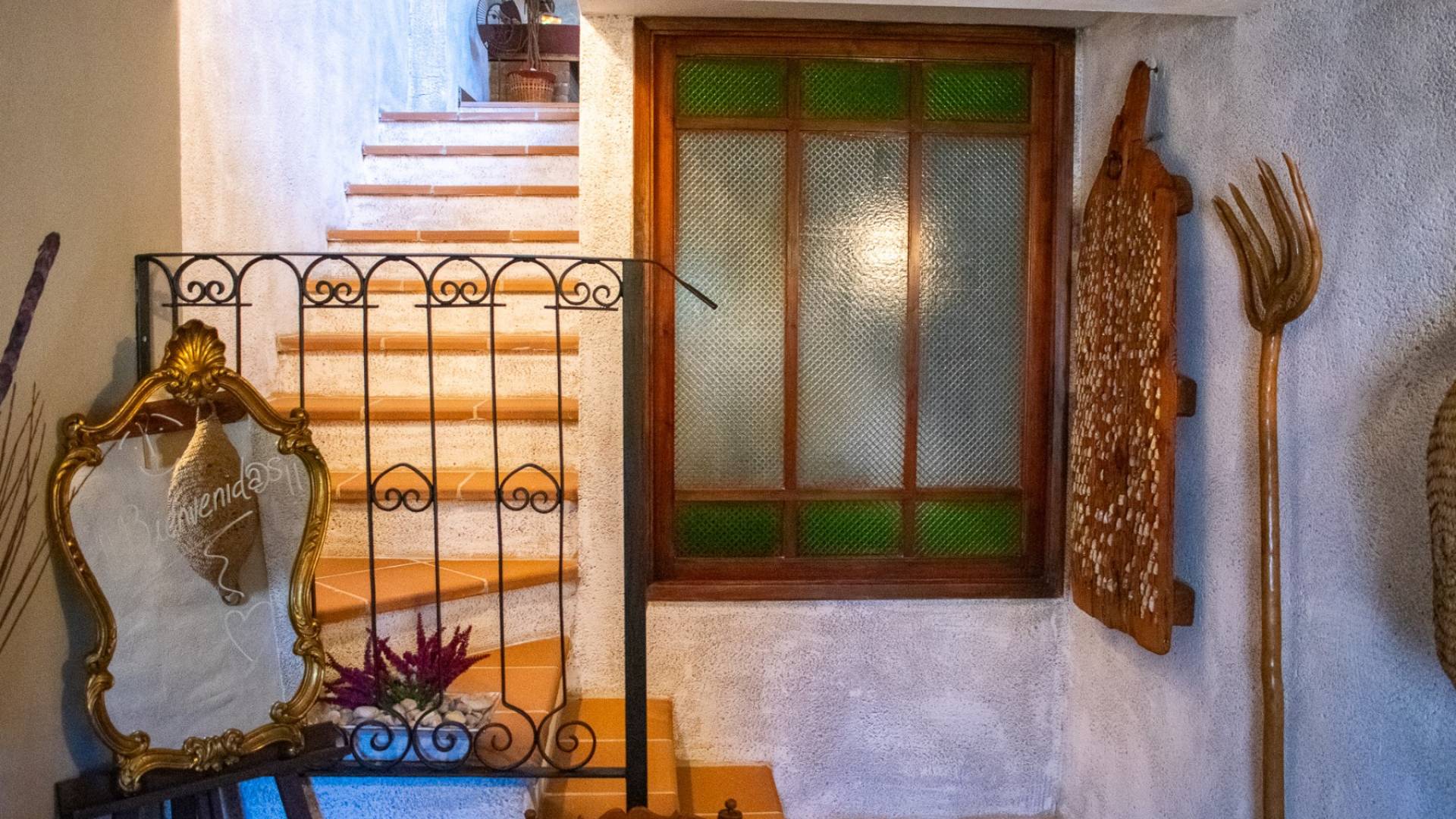 Second hand - Independent villa - Onil