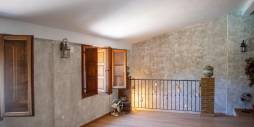 Second hand - Independent villa - Onil