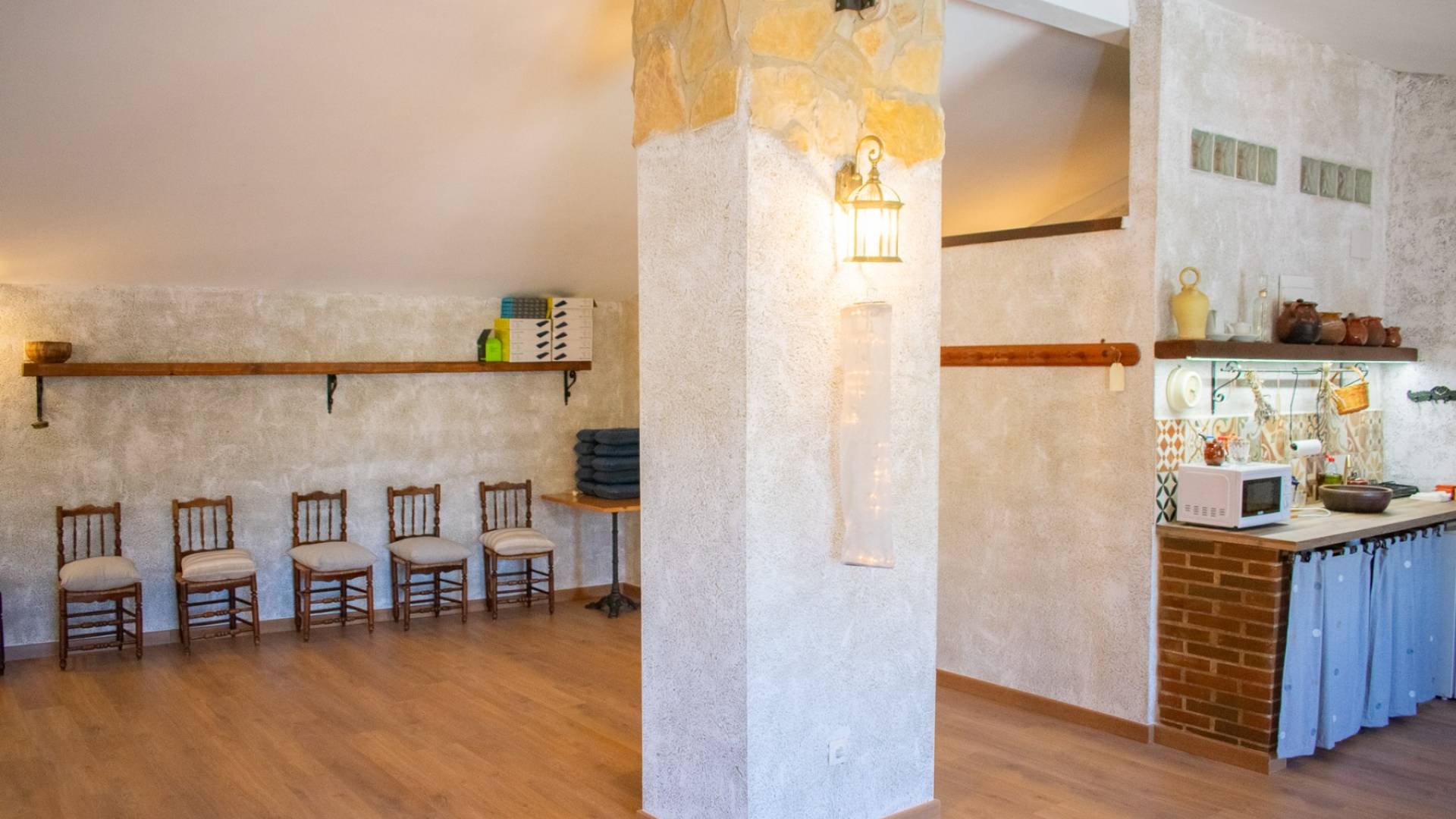 Second hand - Independent villa - Onil