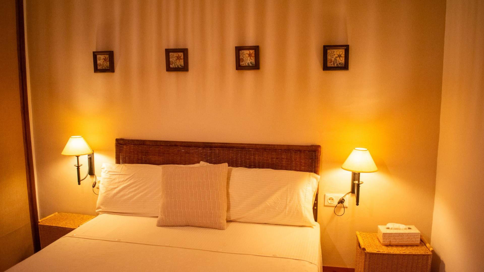 Second hand - Independent villa - Onil